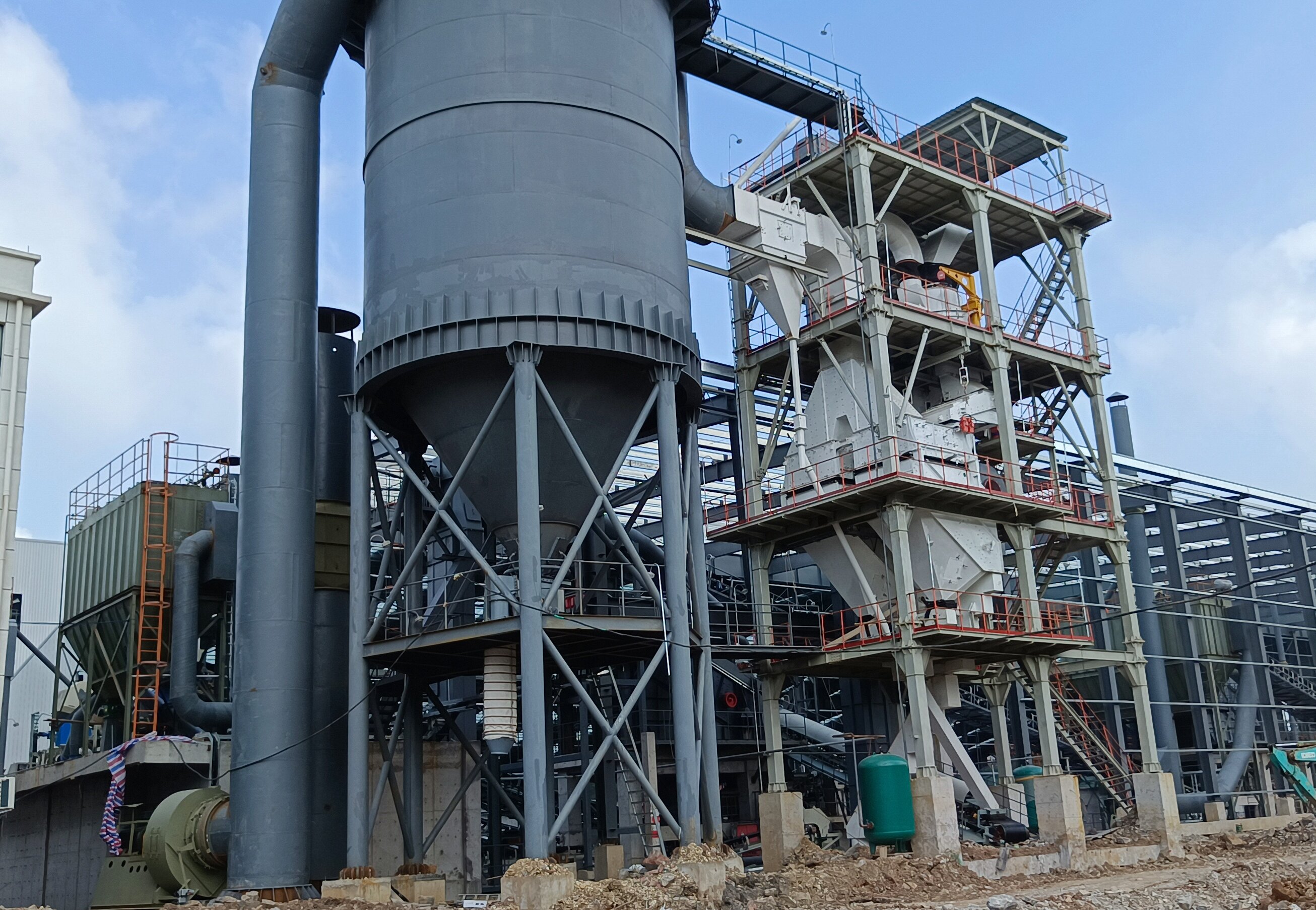干法制砂樓成品砂品質(zhì)卓越，引領(lǐng)行業(yè)新潮流
