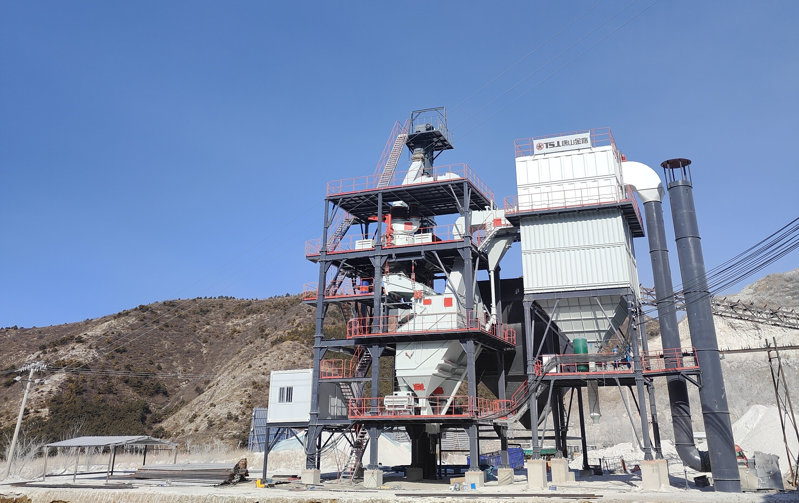 告別粉塵噪音！制砂樓如何改寫砂石行業(yè)環(huán)保格局？